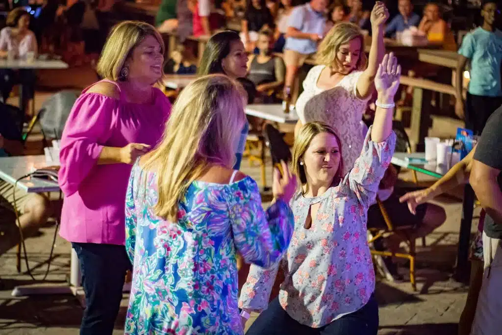 Live Music, Sunsets & Easy Walks
